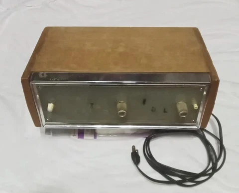 Panasonic Radio Solidstate AM/FM Clock Vintage Model RC-685 Made In Japan Cover