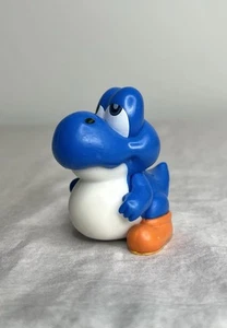 World of Nintendo Blue Baby Yoshi Figur 2,5 Inch Mario - Bild 1 von 4