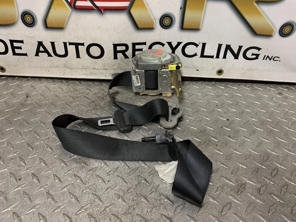 安全带前桶起子 Retractor Crew Cab 适合 05-08 FRONTIER 126116 — 第 1/1 张图片