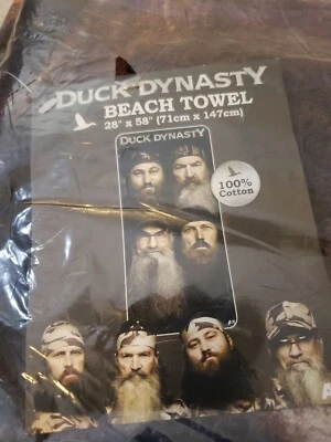 2014 DUCK DYNASTY 28" x 58" BEACH Towel ~ Beards ~ 4 Faces ~ 100% Cotton - Image 1 of 3