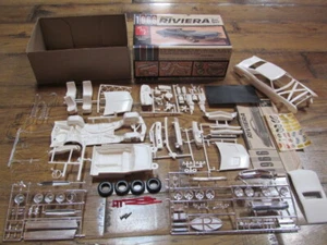 1966 Buick Riviera Gran Sport AMT Model kit #6556 unbuilt - Picture 1 of 9