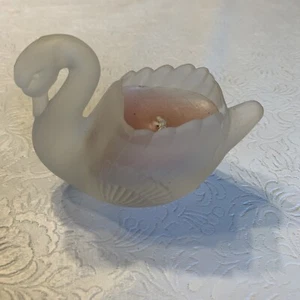 Vintage Kerzenhalter Schwan aus Milchglas - nie gebrannt - Bild 1 von 6