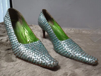 PFR DE COLECCIÓN JEFFREY CAMPBELL Tacones de aguja puntiagudos de cuero tejido verde iridiscente 8 Foto 1 de 4