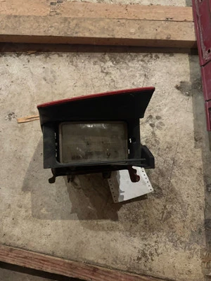 1990 - 1991 三菱 ECLIPSE 头灯右手原始设备制造商带电机 — 第 1/4 张图片