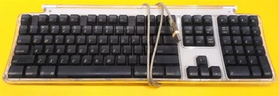 ⭐️⭐️⭐️⭐️⭐️ **DEFECTIVE** Apple M7803 Wired USB Keyboard - Image 1 of 4