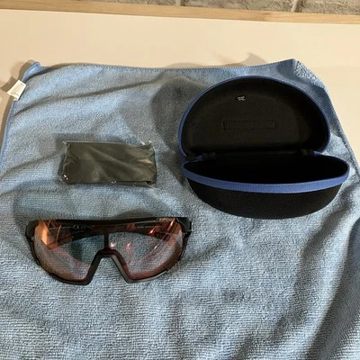 Óculos de sol Tifosi Sledge - Armação preta fosca - Vermelho Clarion Fototec - Imagem 1 de 4