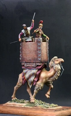 Soldatino giocattolo dipinto cammello da guerra persiano con lancia 54 mm pre... - Immagine 1 di 4