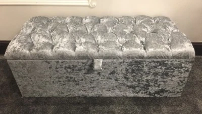 LARGE SLATE GREY CRUSHED VELVET OTTOMAN, TOYS STORAGE FOOTSTOOL, BLANKET BOX.  - Image 1 of 4