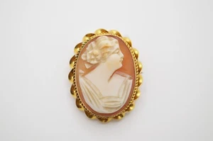 Antique C.1900's Victorian 10k Carved Shell Cameo Pendant Brooch 1.25" - Picture 1 of 16