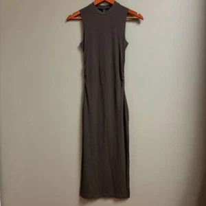 VUORI Damen Pose Sands Midikleid Größe XS ärmellos grün gerippt Stretch - Bild 1 von 22