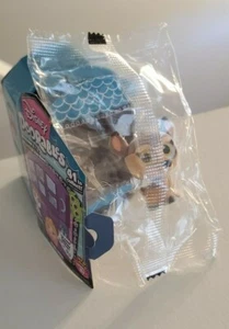 BAMBI Disney Doorables Series 5 Flocked Mini Figure NEW fuzzy soft deer - Picture 1 of 3