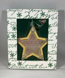Adorno estrella de Navidad Things Remembered, metal plateado, con dije de corazón 2009  - Imagen 1 de 3