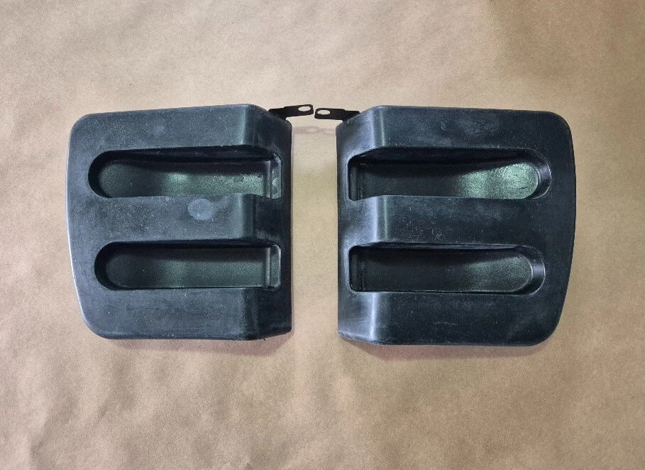 Toyota Supra Jza80 MK4 Rear Bumper Garnish Set 08409-14010 Genuine OEM - Image 1 of 1