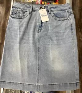 Leah Denin Skirt In Light Wash 10 /23" - BRAND NEW - Picture 1 of 2