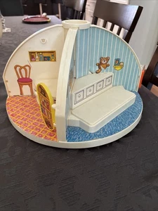 Knickerbocker Moppets Secret Doll House Vintage 1979 - House ONLY READ - Picture 1 of 2