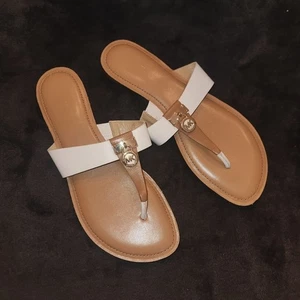 Michael Kors White Leather Hamilton Sandal with Gold Lock Emblem Size 10M - Picture 1 of 5