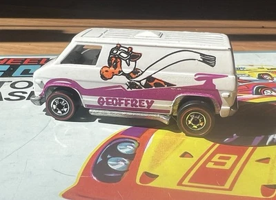 Hot Wheel Redline Toys R Us Geoffrey Super Van 1974 Foto 1 de 4