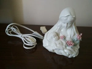 Vintage Ceramic Glazed Blessed Mary Baby Jesus Night Light Flowers Religious - Picture 1 of 9
