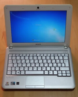 Sony Vaio netbook VPCM13M1E - PCG21313M - Immagine 1 di 4