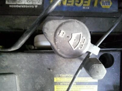 Резервуар мойки с задним стеклоочистителем вариант C25 подходит для 00-05 SUBURBAN 1500 252153 - Изображение 1 из 4