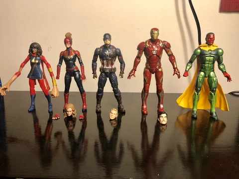 Marvel Legends Avengers Lot of 5 Cover
