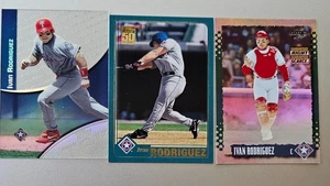 Ivan "Pudge" Rodriguez 3 Card Lot 1995 Select / 2000 Topps / 2000 Topps Tek - Picture 1 of 4