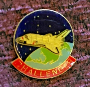 Vintage Enamel Space Shuttle Challenger Hat Pin Size 1 tall x 7/8" diameter - Picture 1 of 1