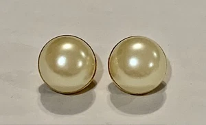 Gold Tone Faux Pearl Earrings - Picture 1 of 2