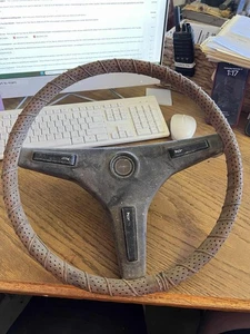 B985. 1973-1978 Toyota Corona T100 Steering Wheel - Picture 1 of 9