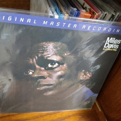 Miles Davis In A Silent Way MoFi Mobile Fidelity Vinyl Record SEALED NEW Foto 1 de 2