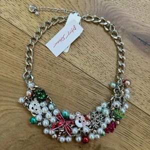 BETSEY JOHNSON CHRISTMAS HOLIDAY BEARS FAUX PEARLS BIB COLLAR NECKLACE - Picture 1 of 9