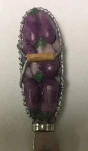 Korb mit Auberginen Neuheit Vorspeise Messer Vintage Souvenir Sammlerstück - Bild 1 von 4