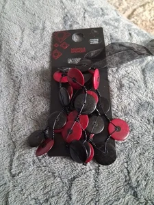 M&S Real Shell Bracelet In Rouge/Black New One Size Hypo - allergenic . - Picture 1 of 3
