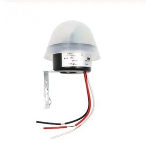 + 12 110 220V AUTOMATIC SOLAR TWILIGHT SWITCH LIGHT DETECTS - Picture 1 of 5