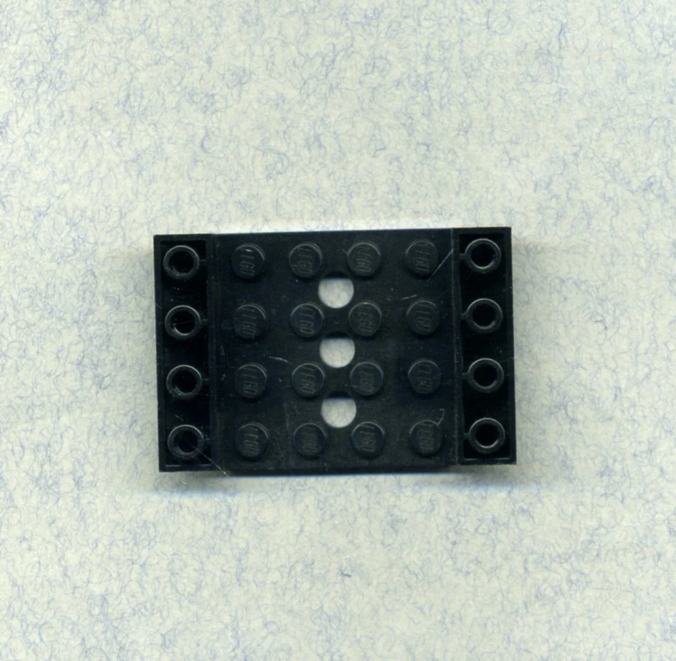 Lego--60219 -- Dachstein -- Schrägstein -- Negativ 45° 6 x 4 -- Schwarz -- - Bild 1 von 1