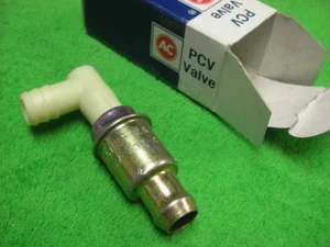 1977 79 80 81 FIREBIRD CV792C 8995748 NOS PCV VALVE - Foto 1 di 1