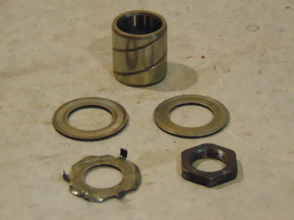 1983 1984 YAMAHA IT490 CESTA DE EMBREAGEM BUCHA ARRUELAS PORCA  - Imagem 1 de 1