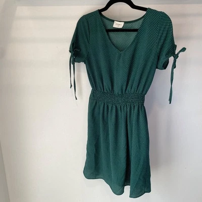 Mujer Everly Pequeño Verde Blanco Lunares Manga Corbata Elástica Cintura Vestido Foto 1 de 4