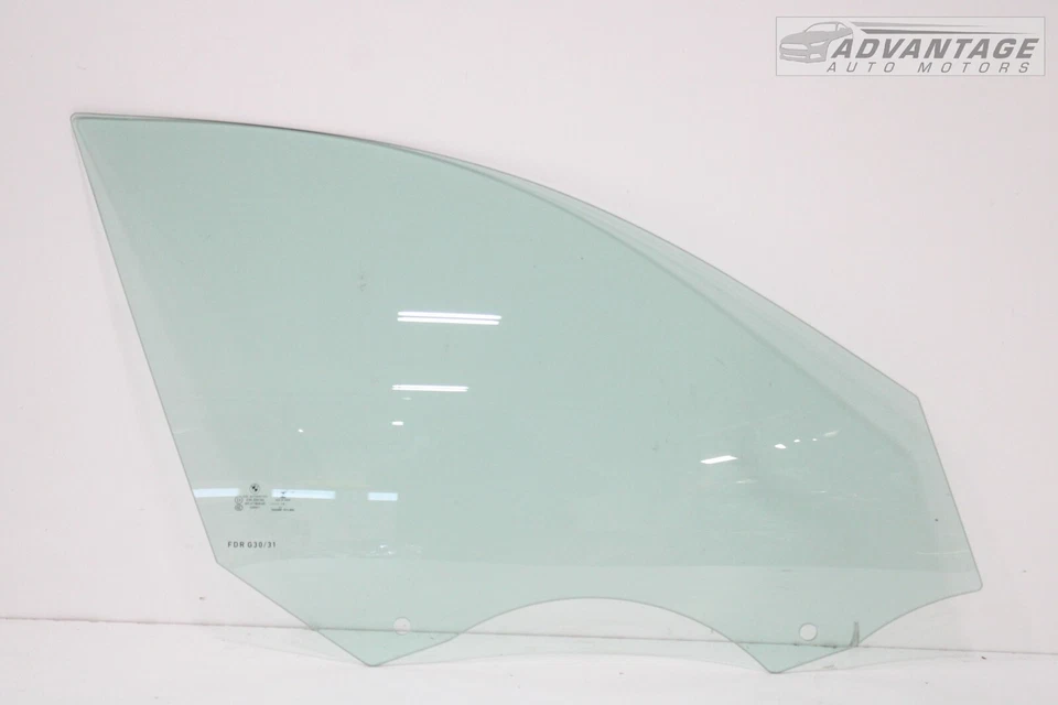 2017-2020 BMW 530I G30 FRONT RIGHT PASSENGER SIDE DOOR WINDOW GLASS OEM - Image 1 of 4