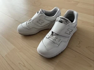 Schuhe Kinderschuhe Original New Balance 550 UK 2 Gr 34,5 Farbe Weiß Klett Neu - Bild 1 von 19
