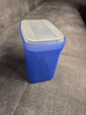 Tupperware ★ Swing-Box  blau - transparenter Deckel  - 450 ml - Bild 1 von 4