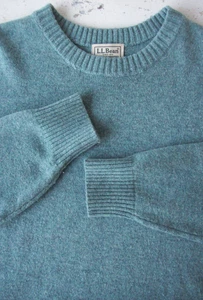 Vintage LL Bean Crew Neck Sweater~Heather Green~Lambs Wool Blend~Men's M - Picture 1 of 4