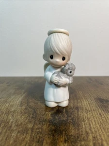 Precious Moments Figurine Shepherd of Love 1986 Angel Holding Black Lamb - Picture 1 of 9