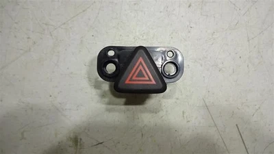 Interruptor de peligro ID: 95214143 compatible con 12 Cruze 642385 Foto 1 de 4