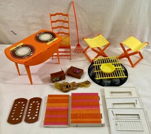 Barbie Mattel Años 70 Country Living Camping Muebles Mesa Silla Firepit Piezas - Imagen 1 de 7
