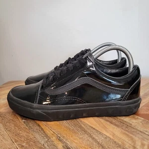 Scarpa da skate Vans Old Skool bassa vernice pelle nera borchiata donna 7,5 uomo 6 - Foto 1 di 9