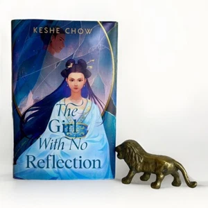 Fairyloot The Girl With No Reflection By Keshe Chow Special Edition - Imagen 1 de 24