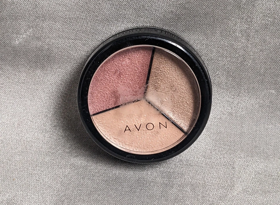 Sombra de ojos Avon Trio DREAMY Foto 1 de 4