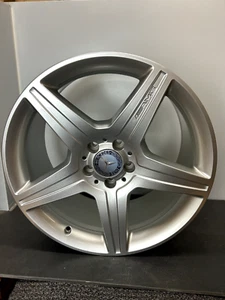 ORIGINAL MERCEDES S KLASSE HINTERRAD CL AMG 19 ZOLL ET43 SILBER A2214016102 - Bild 1 von 5