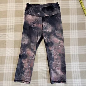 Old Navy Active Elevate Leggings Size M Pink Floral Burst Patterns - Picture 1 of 5